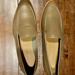 Everlane tan loafers size 6/6.5